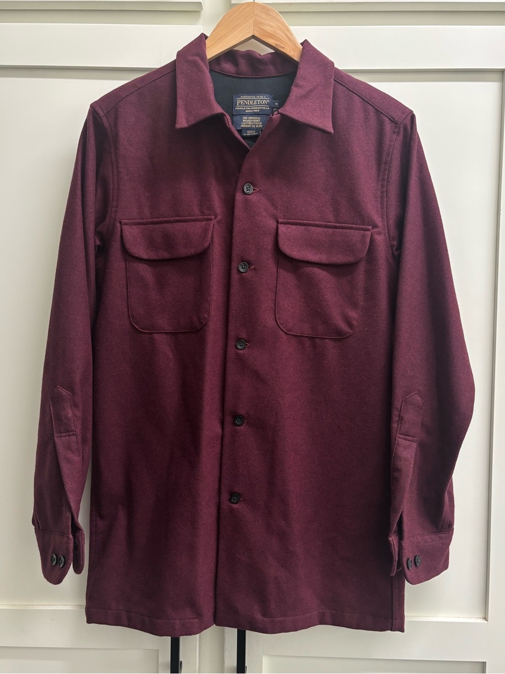 Pendleton Original Board Shirt Men’s Small Burgundy 100% Virgin Wool USA Fabric - Picture 4 of 8